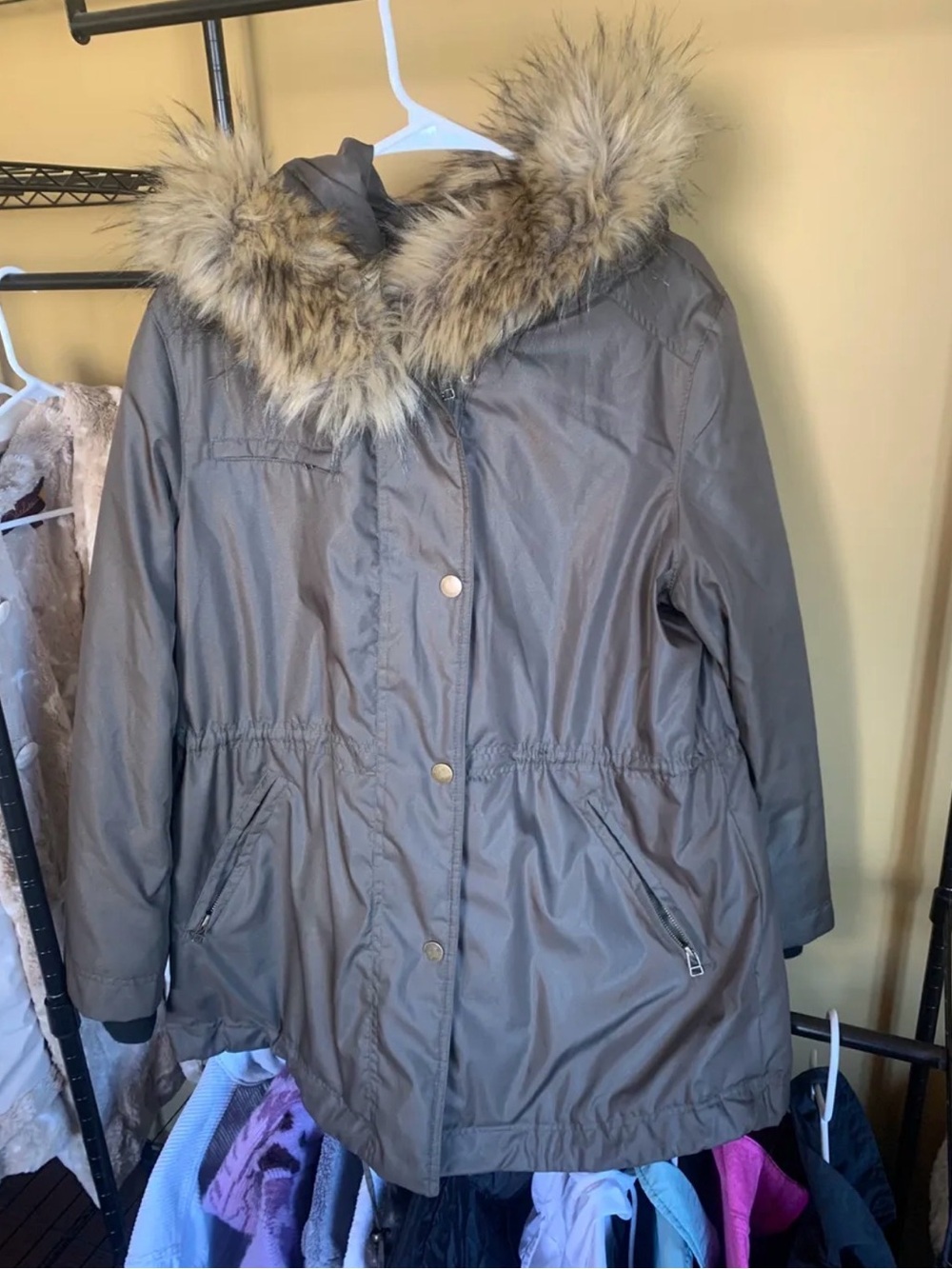 Women's Taupe Faux-Fur Trim Parka Jacket